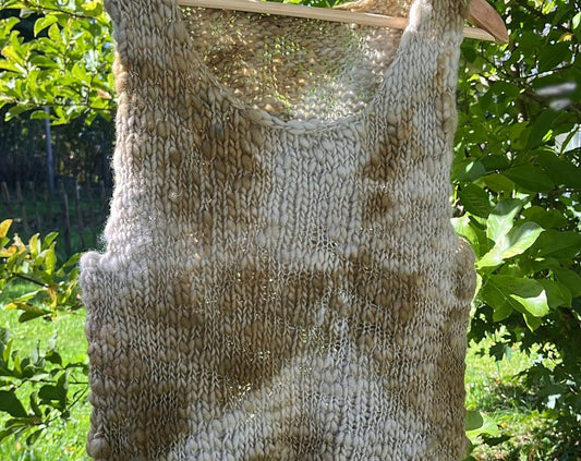 Wolltop Croptop Leiberl Merinowolle hangesponnen handgestrickt